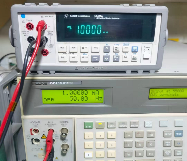 校准仪FLUKE5500A 3.png